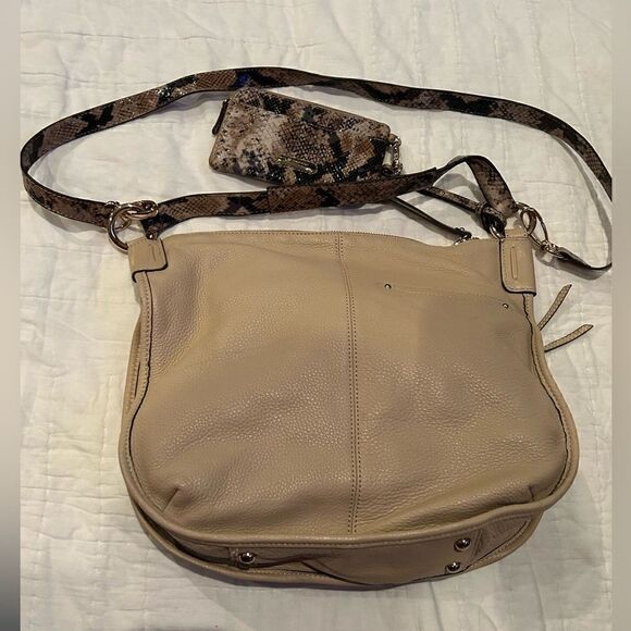 B. Makowsky Leather Bag with Crossbody strap. Cream leather with snakeskin trim - Picture 3 of 8